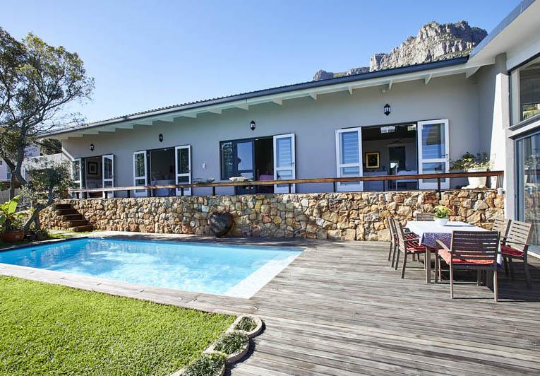 To Let 4 Bedroom Property for Rent in Llandudno Western Cape